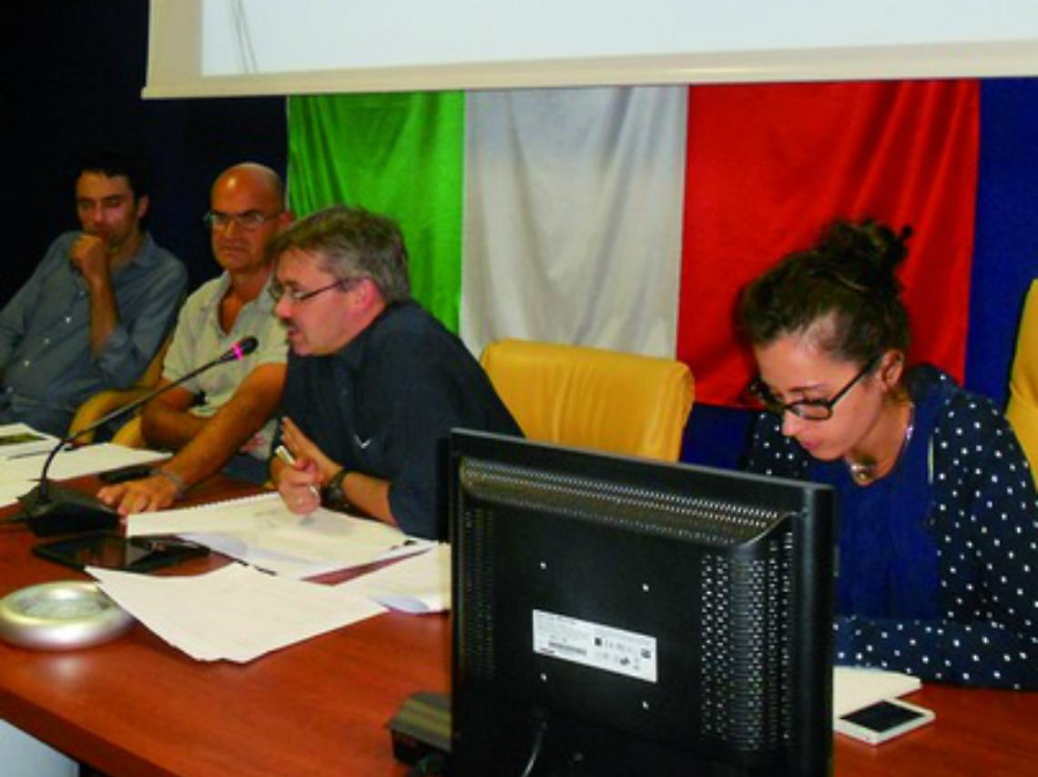 Canelli, 675 mila euro per i commercianti che rifaranno il look ai negozi