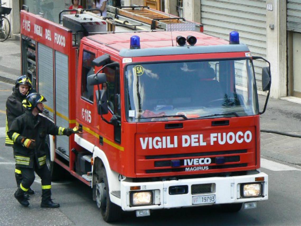 Fuga di gas, ragazzi<br/>coraggiosi svegliano tutti