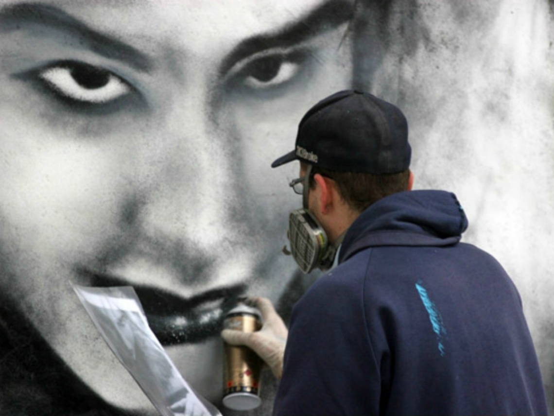 Graffiti, rap e breakdance<br/>Per una sera l'hip hop torna in citt&agrave;