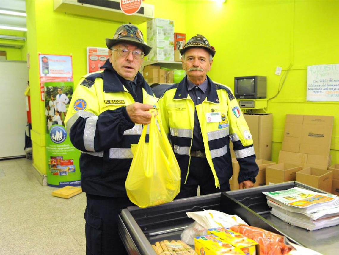 Anche Villanova aiuta il Banco Alimentare