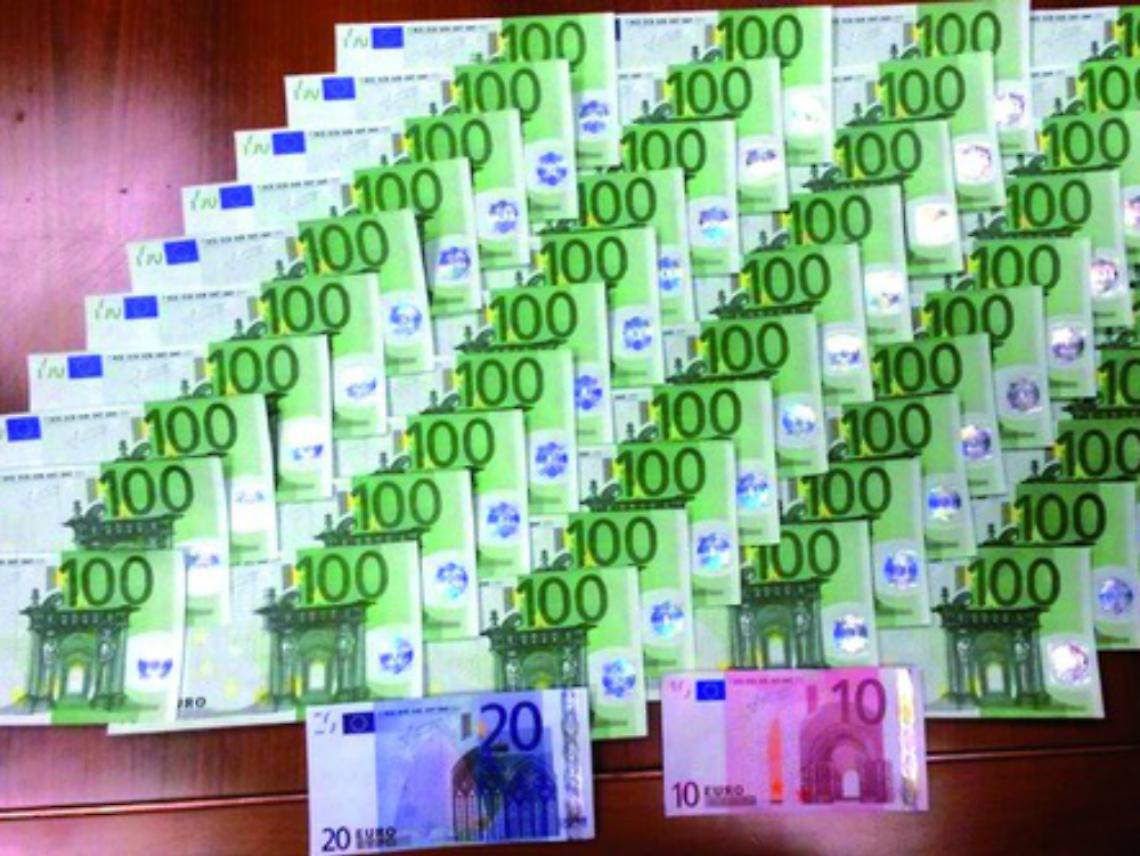 Banconote false, due giovani arrestati
