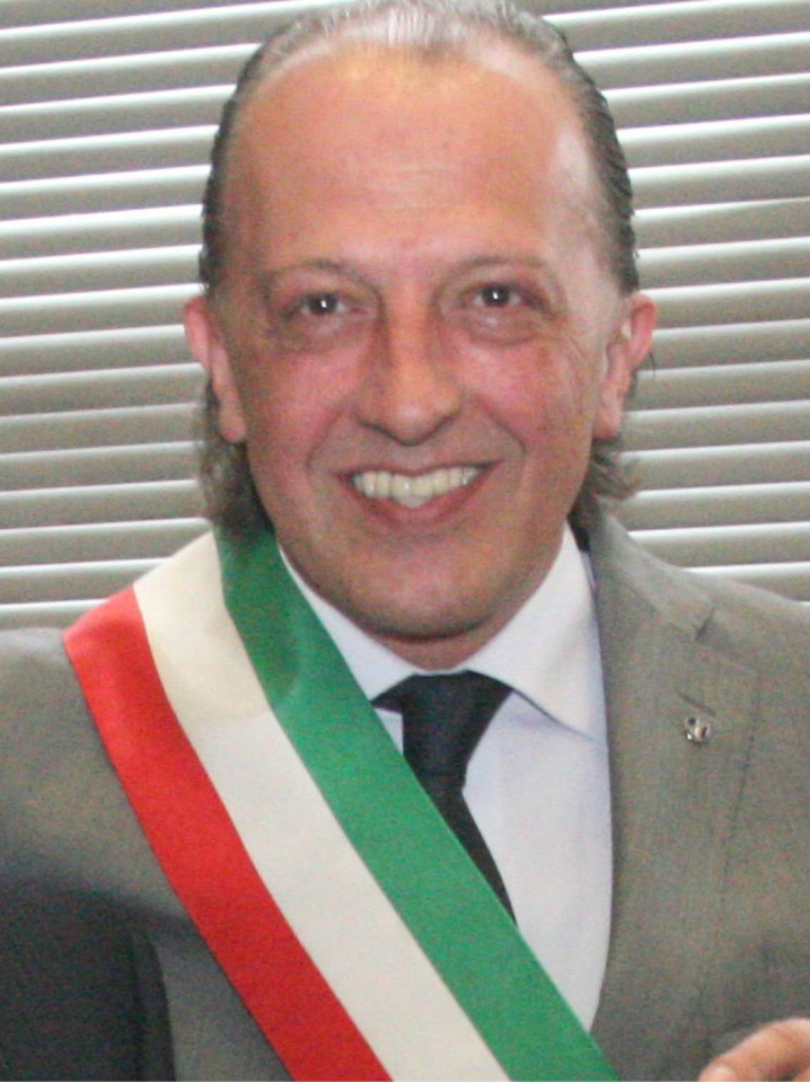 Ebarnabo: la politica &egrave; distante dai cittadini