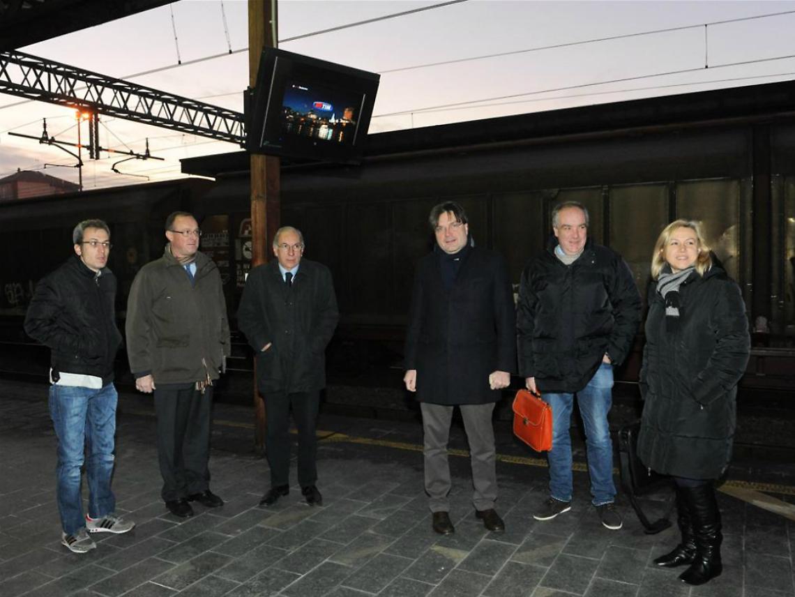 Pendolari senza speranza<br/>&laquo;Il nuovo orario? Inutile&raquo;