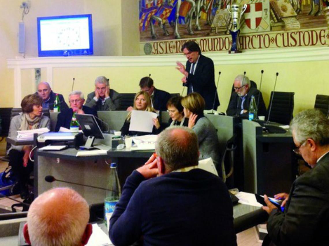 Scender&agrave; la tassa rifiuti<br/>e Asti Ovest avr&agrave; la rotonda