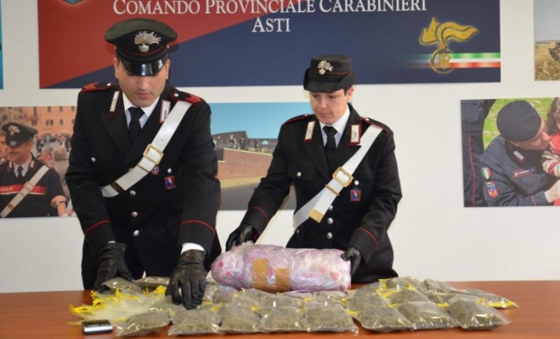 Arrestato per spaccio, aveva tre chili di marijuana