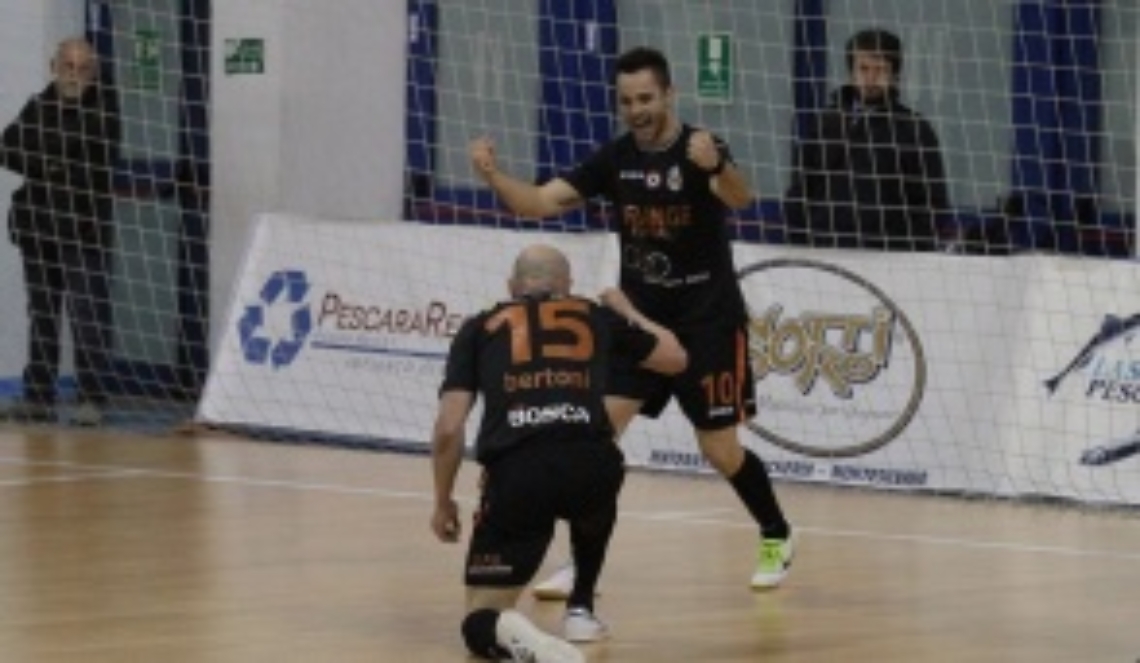 Orange Futsal: blitz e primato in solitaria