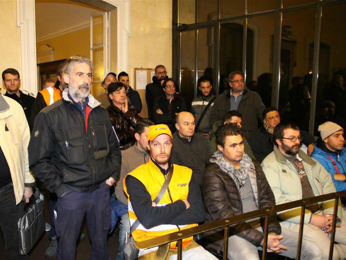 Appalto rifiuti Nord Ovest,<br/>i lavoratori Asp: &laquo;Si rifaccia la gara&raquo;