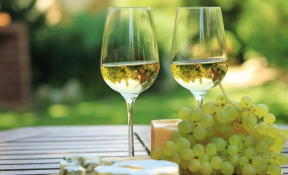 Nonsolorossi, domenica arriva "A bacca bianca"