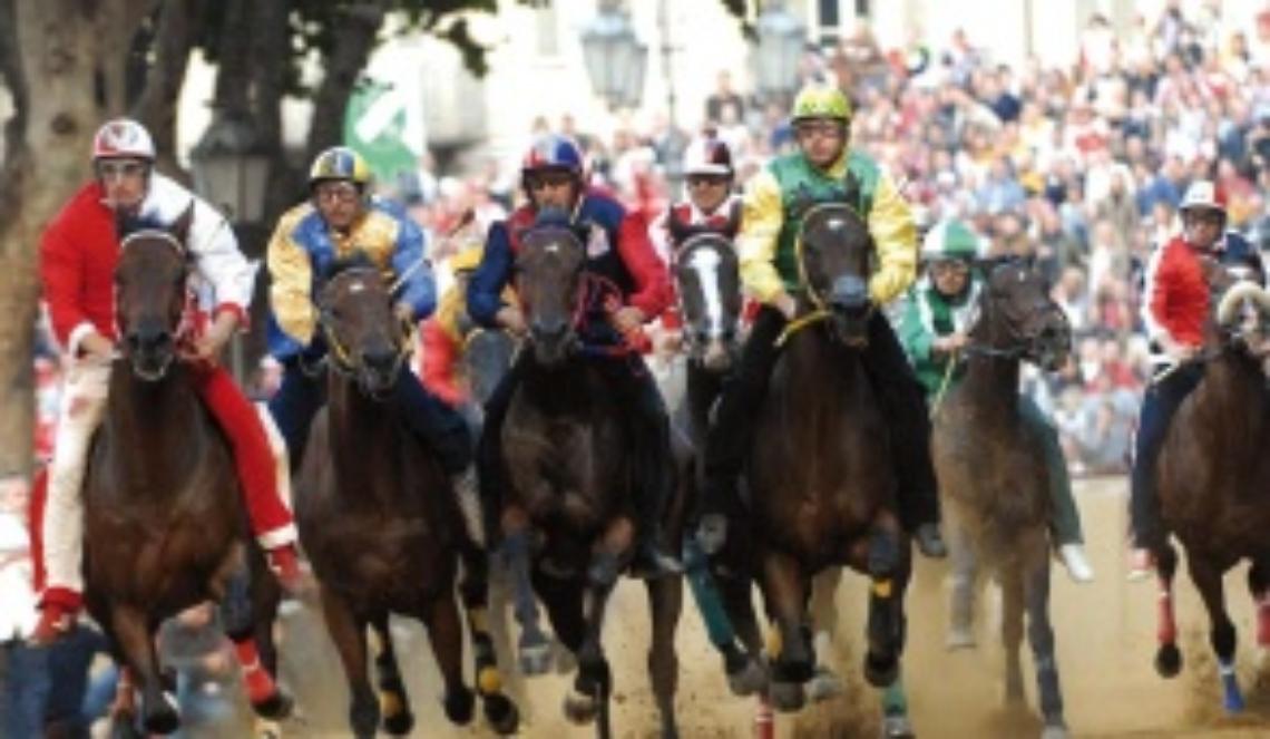 "Oltre la mossa", primo passo per rilanciare il Palio