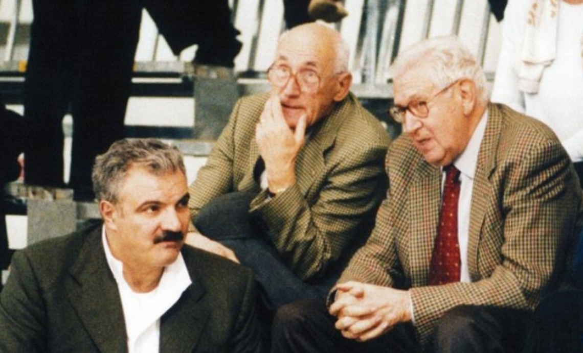 Basket, addio al grande gm De Stefano