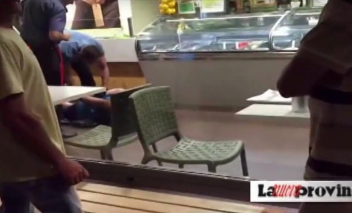 VIDEO: Armato in gelateria: &laquo;Vi uccido tutti&raquo;