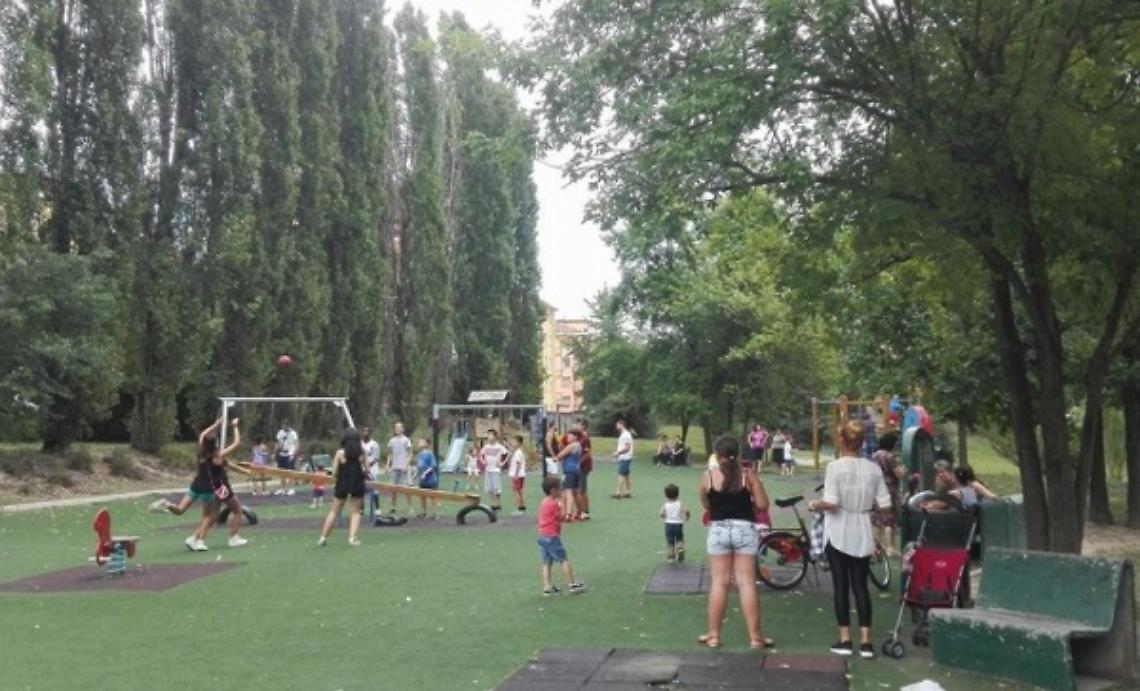 Aggiustate le giostrine danneggiate dai vandali