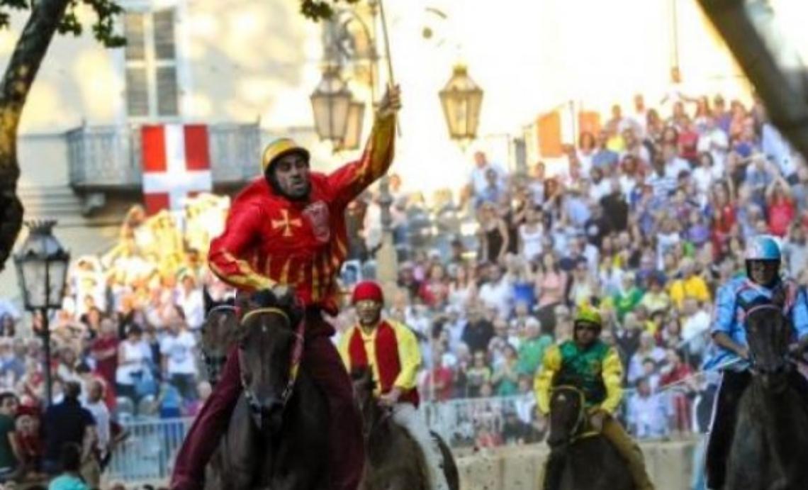 Oggi ad Asti si corre il Palio