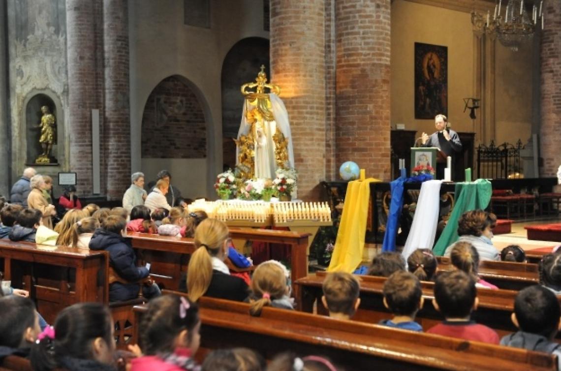 La statua della Madonna di Fatima allospedale