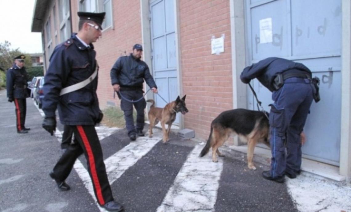 Marijuana e hashish: famiglia finisce nei guai