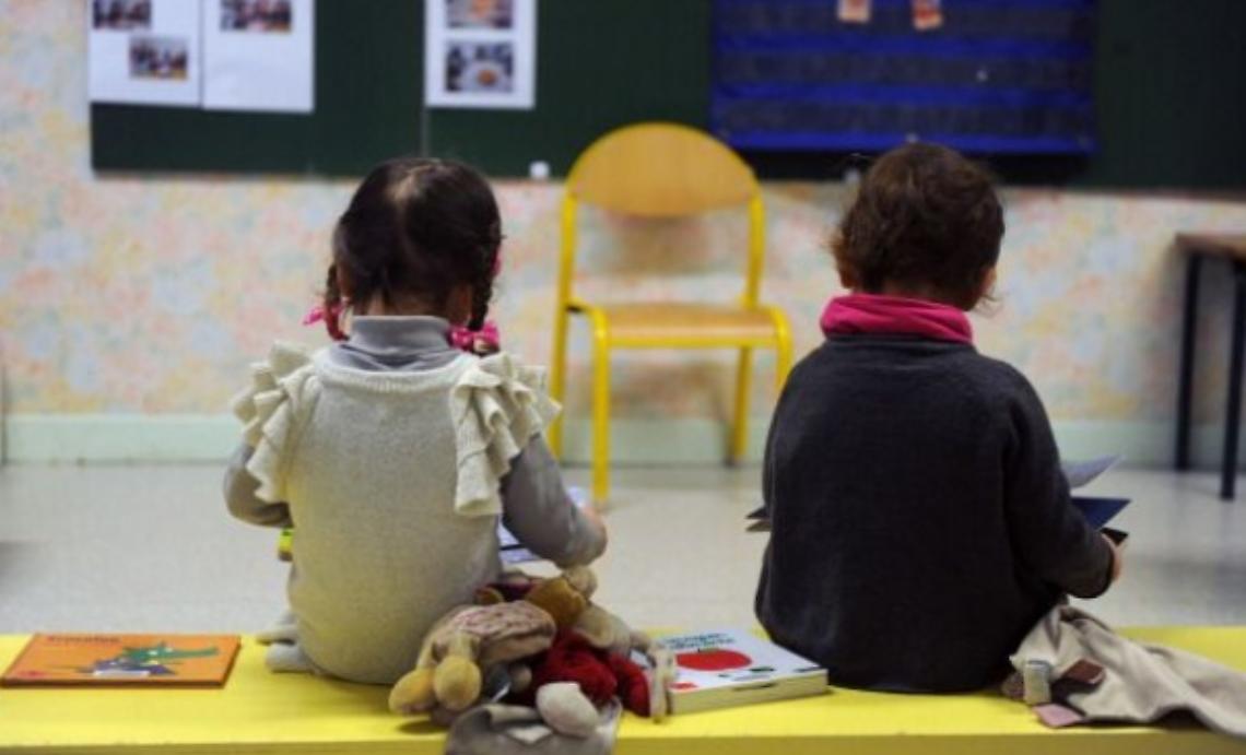 Tigliole, accuse pesanti dalle colleghe maestre