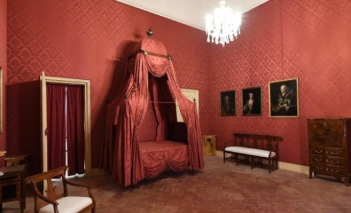 Asti: visite guidate a Palazzo Alfieri