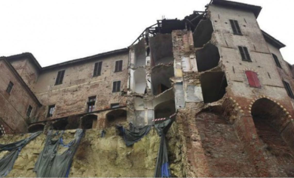 Frinco: al Castello rischio di nuovi crolli