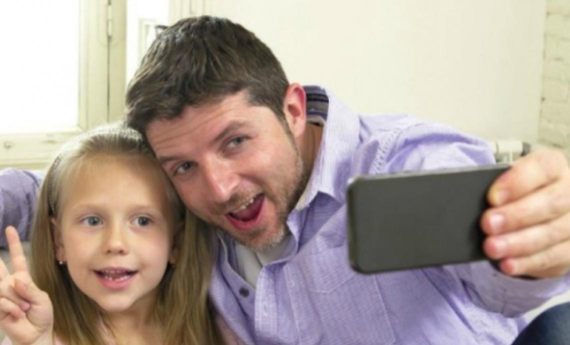 Sul giornale di oggi le foto dedica ai Pap&agrave;