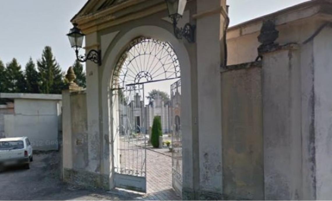 Razzia di vasi nel cimitero di Capriglio