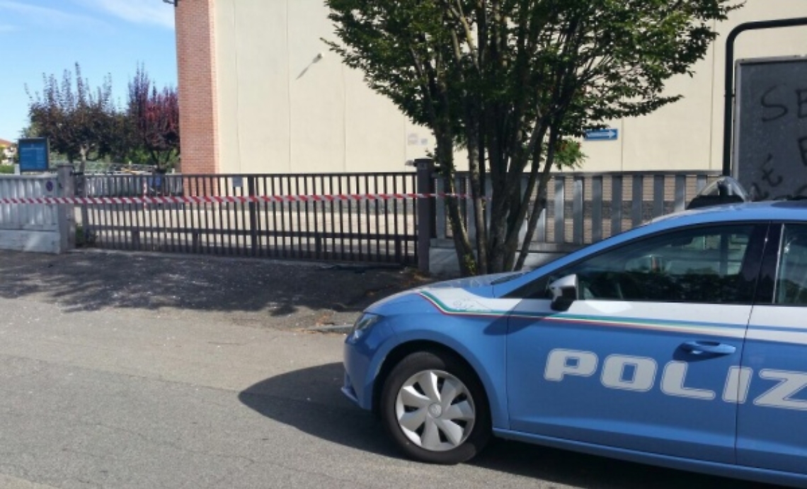 Bomba carta a San Fedele