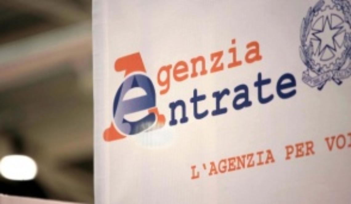 L'Agenzia delle Entrate "scrive" a 300 astigiani