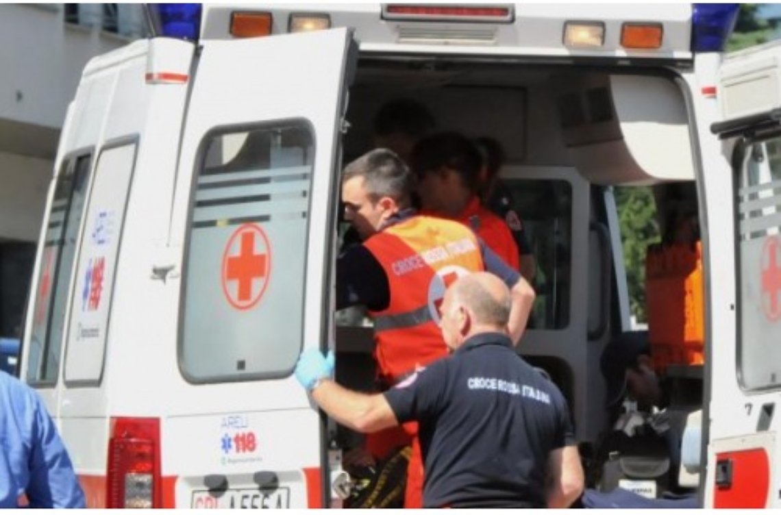 Motociclista 42enne muore in un incidente