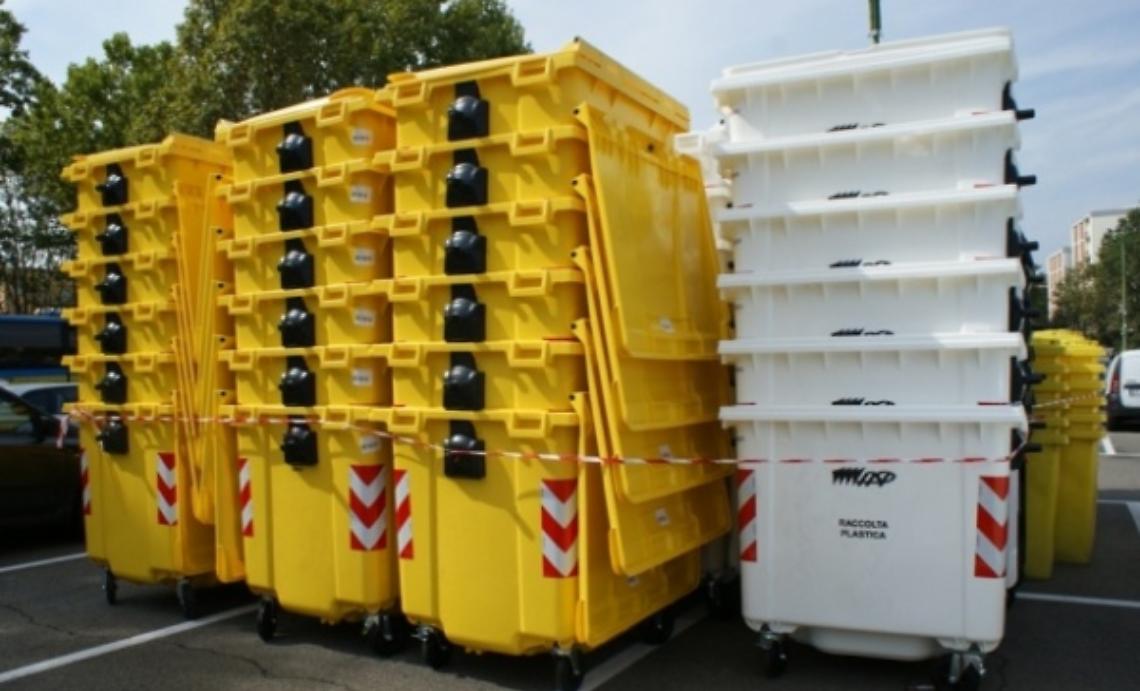 Cassonetti dei rifiuti extra per le Sagre