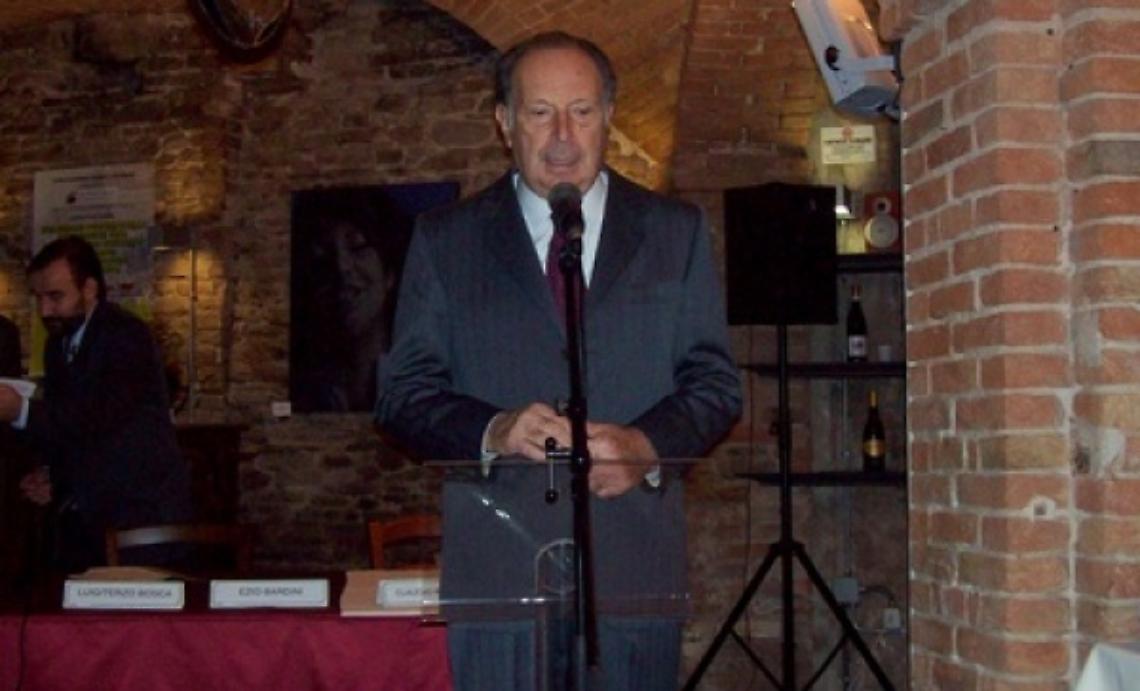 Canelli d&agrave; l'addio a Lorenzo Vallarino Gancia