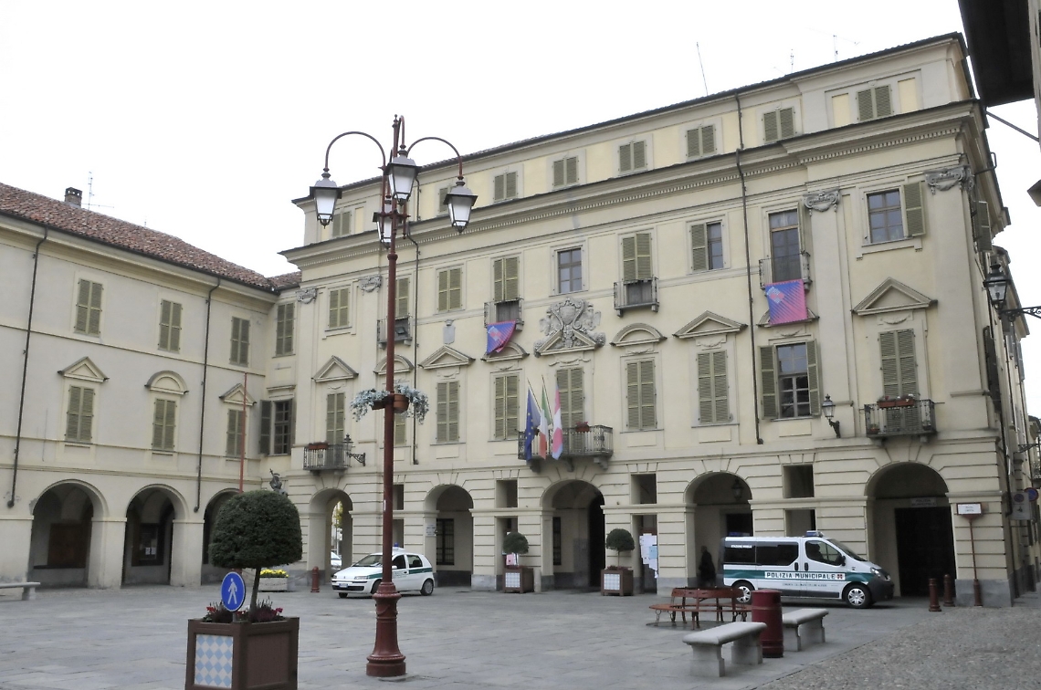 IL Municipio di San Damiano