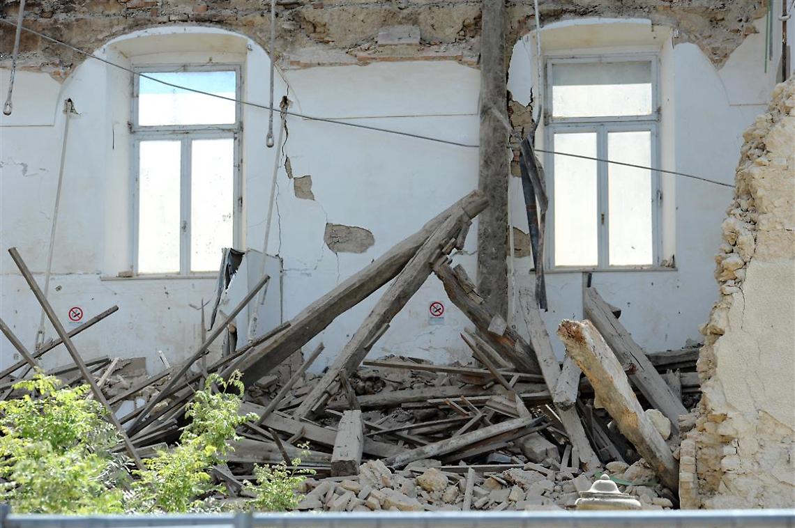 Moncalvo-crolla-ala-dell-ex-ospedale-San-Marco-5787a4f3303361