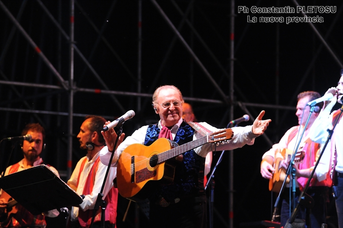 Renzo-Arbore-incanta-il-pubblico-di-Astimusica-578f1f7e46b8c29