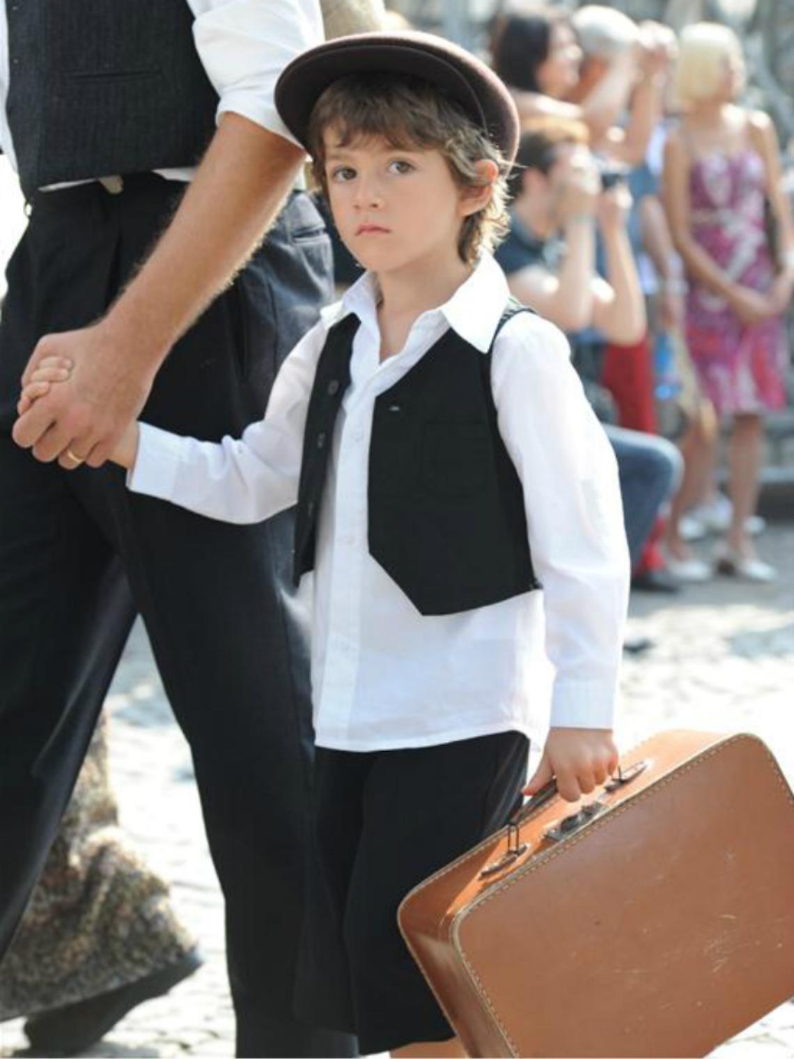 azzano-56ec2bb1a829219