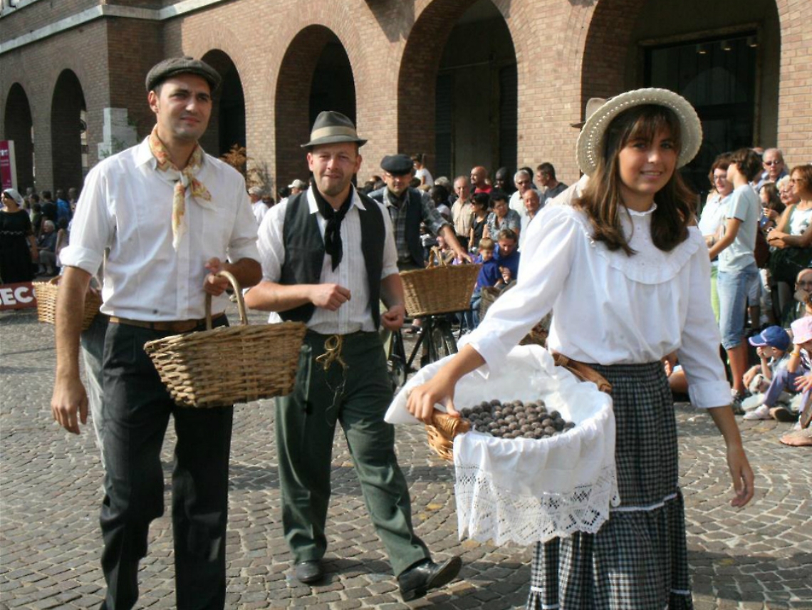 castellero-56ec2b1142d7b21