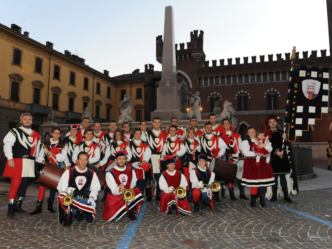 paliotto-56ec4eebdef3610