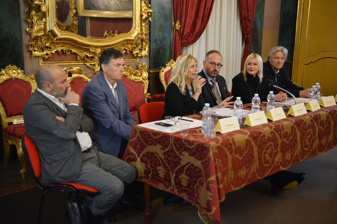 presentazione tartufi asti