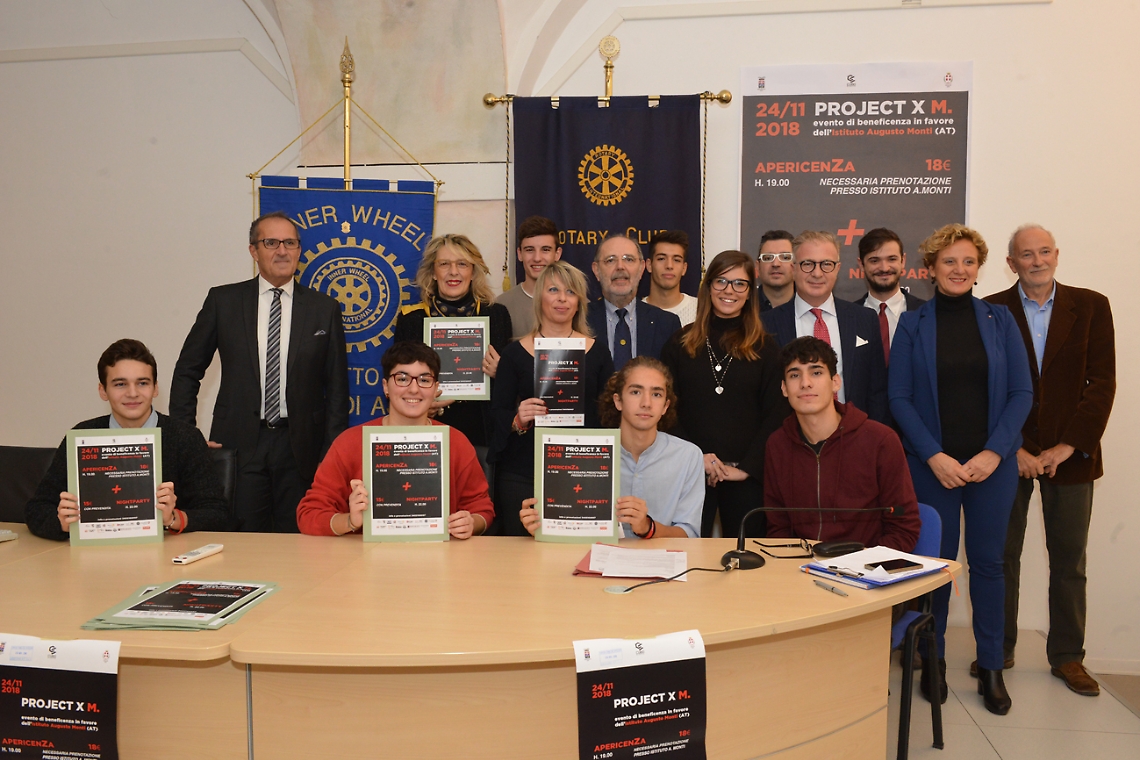 Monti apericenza annuncio