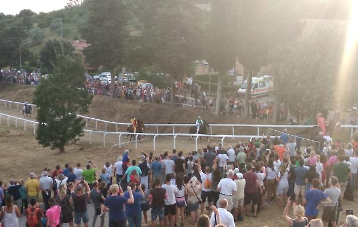 casole_campagna_vince_il_palio_di_sant_isidoro