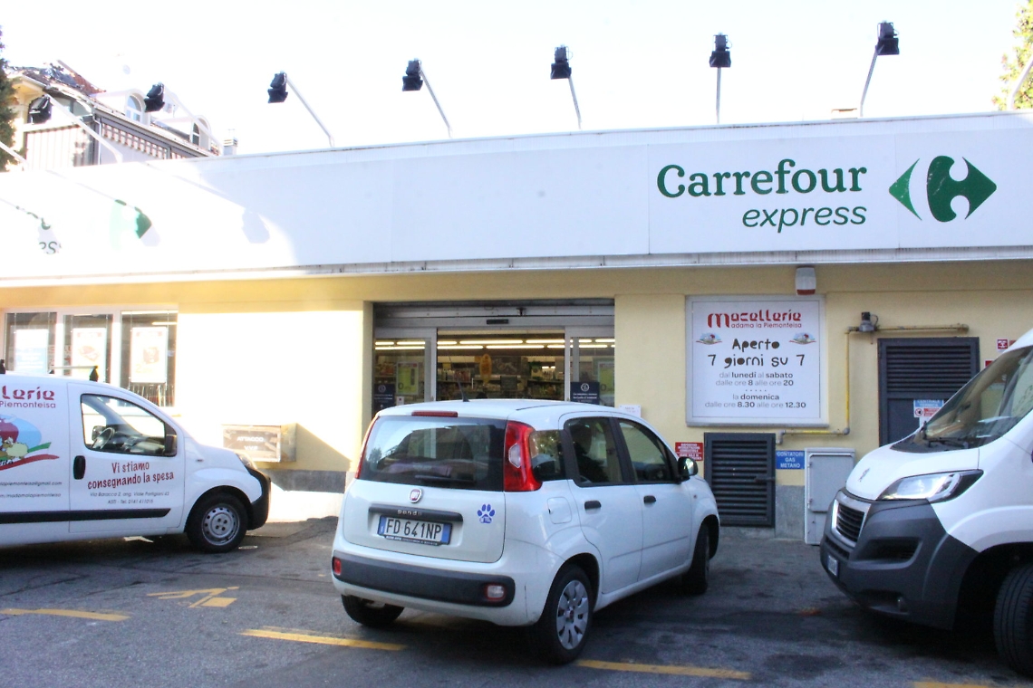 carrefour via baracca