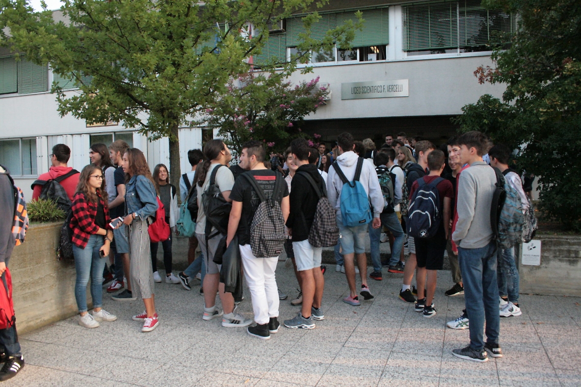 Primo giorno di scuola 2018 liceo Vercelli