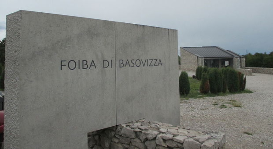 4248401_1546_foiba_di_basovizza