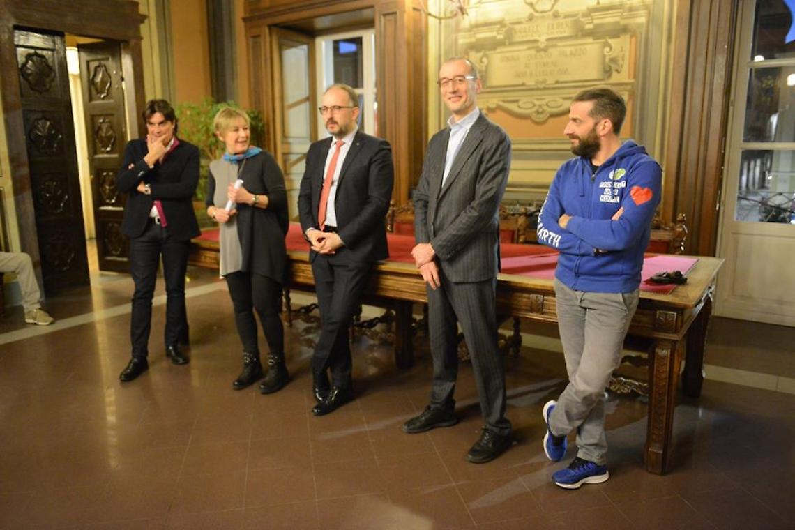 81717472_2339987969642963_635556019077906432_o