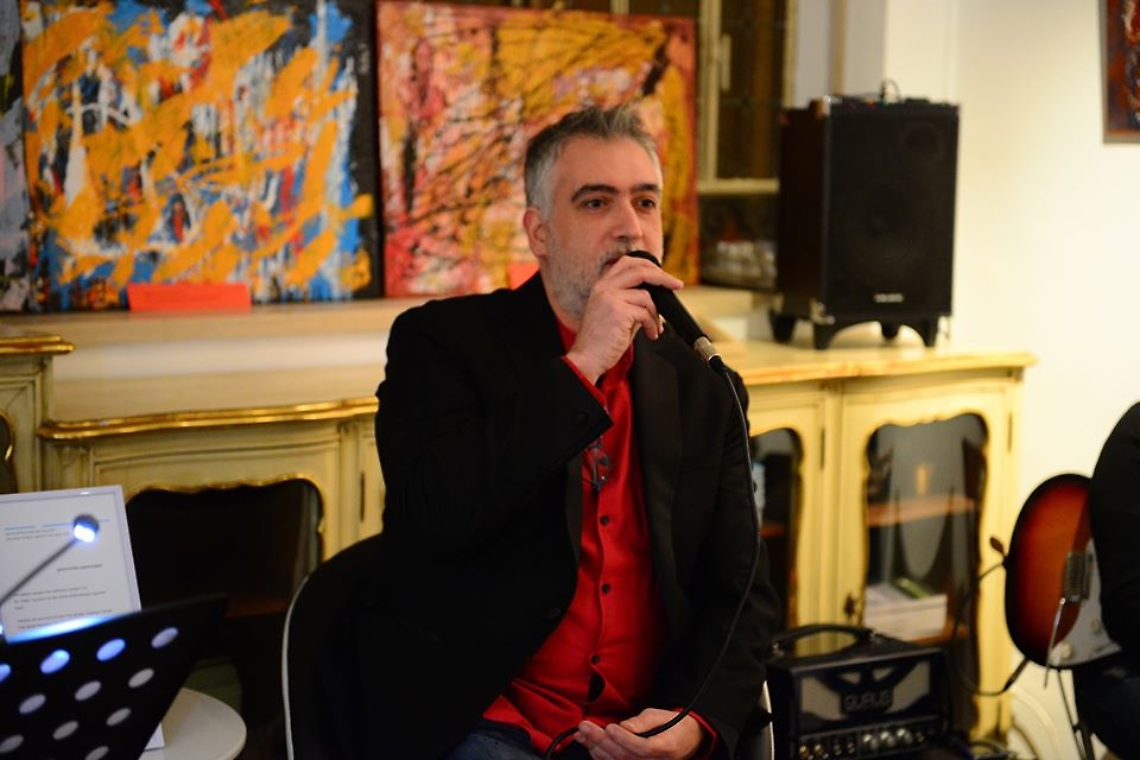 Inaugurata "Universi Astratti", personale del pittore Pablo T