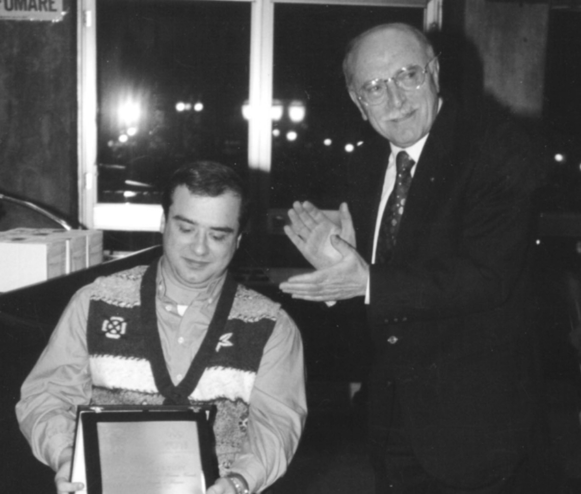 EE10A9DC-957F-449F-9A8A-CD21146997DE