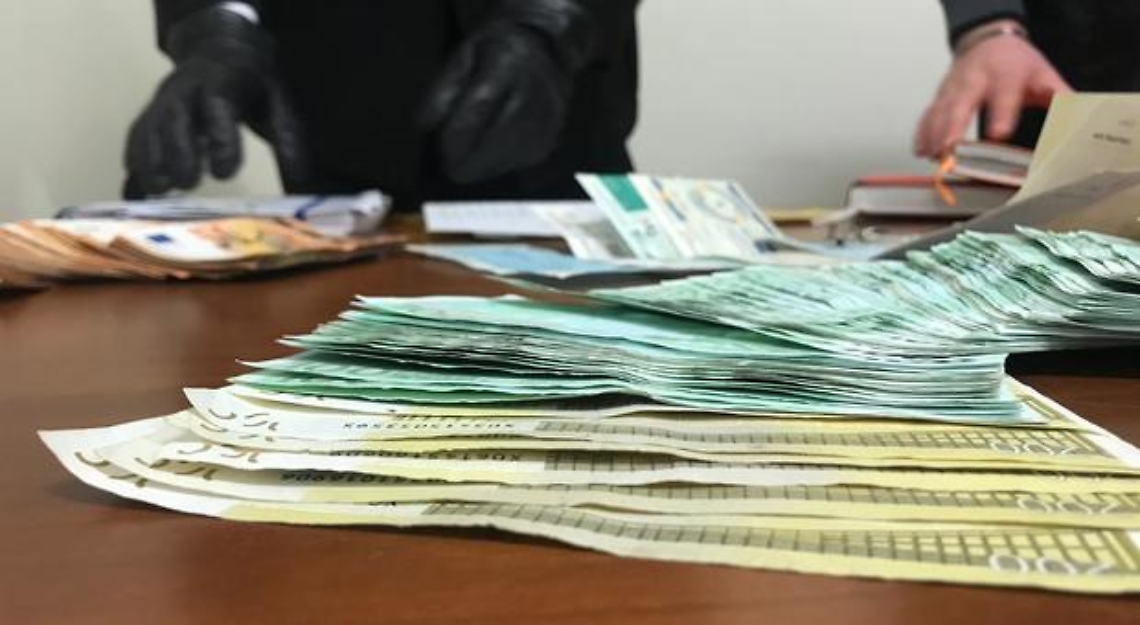 4224012_0957_eur_usura_operazione_magliana_spa_2_