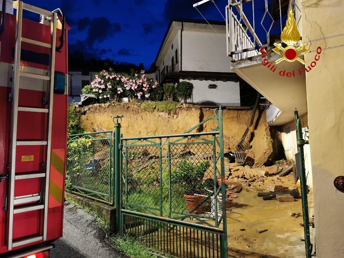 crollo muro refrancore