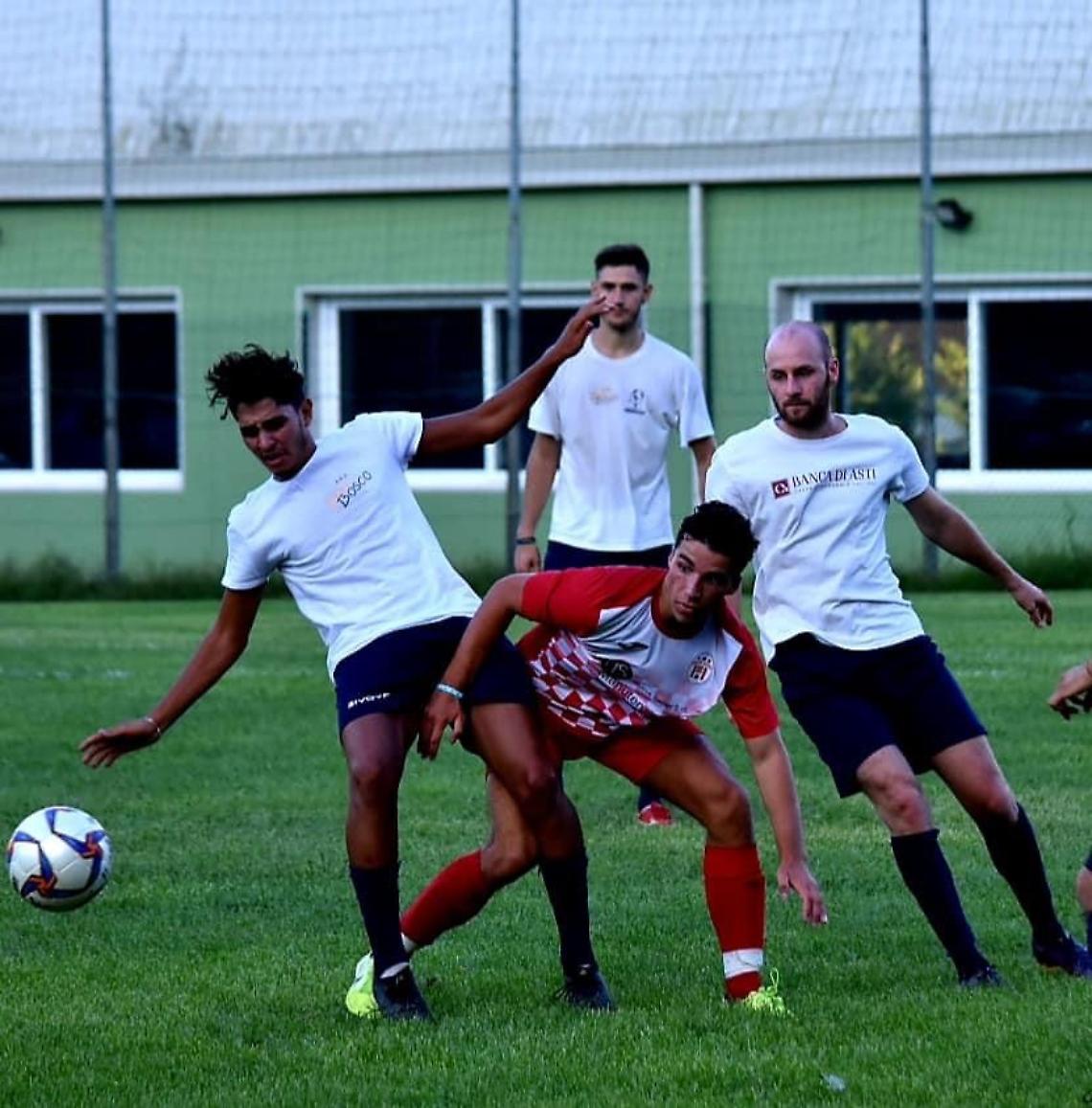 EBBC8C13-9A9A-4C16-867D-CAD899A16162