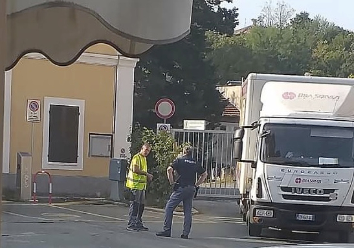 canelli sgombero ex stazione1