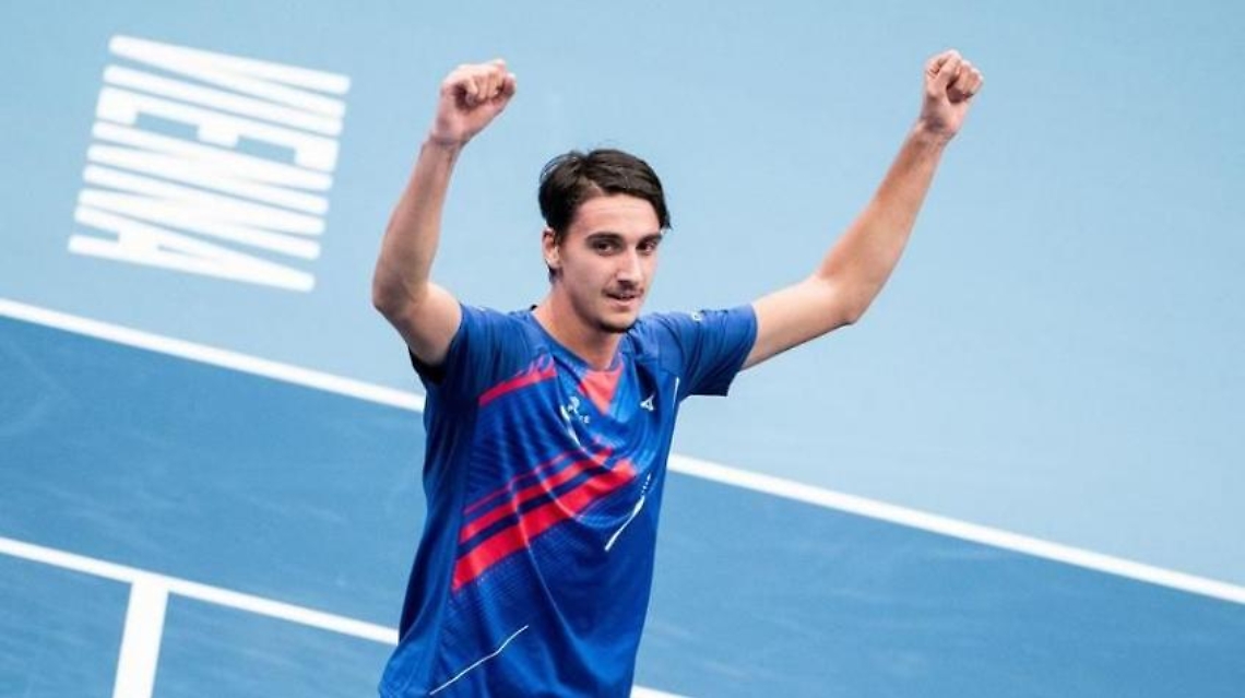 atp-vienna-lorenzo-sonego-annienta-daniel-evans-e-vola-in-finale