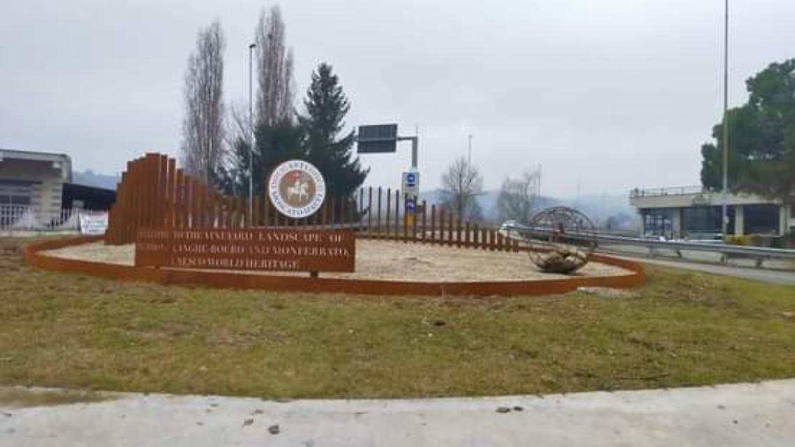 E610F22F-F7E0-4FBB-B0DA-C18DADC10CAA